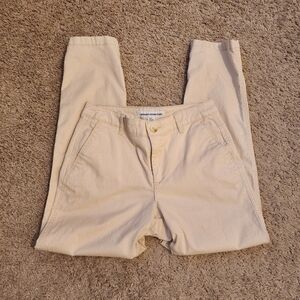 Amazon Essentials Women's Mid-Rise Slim-Fit Stretchy Cropped Tapered Leg Khaki